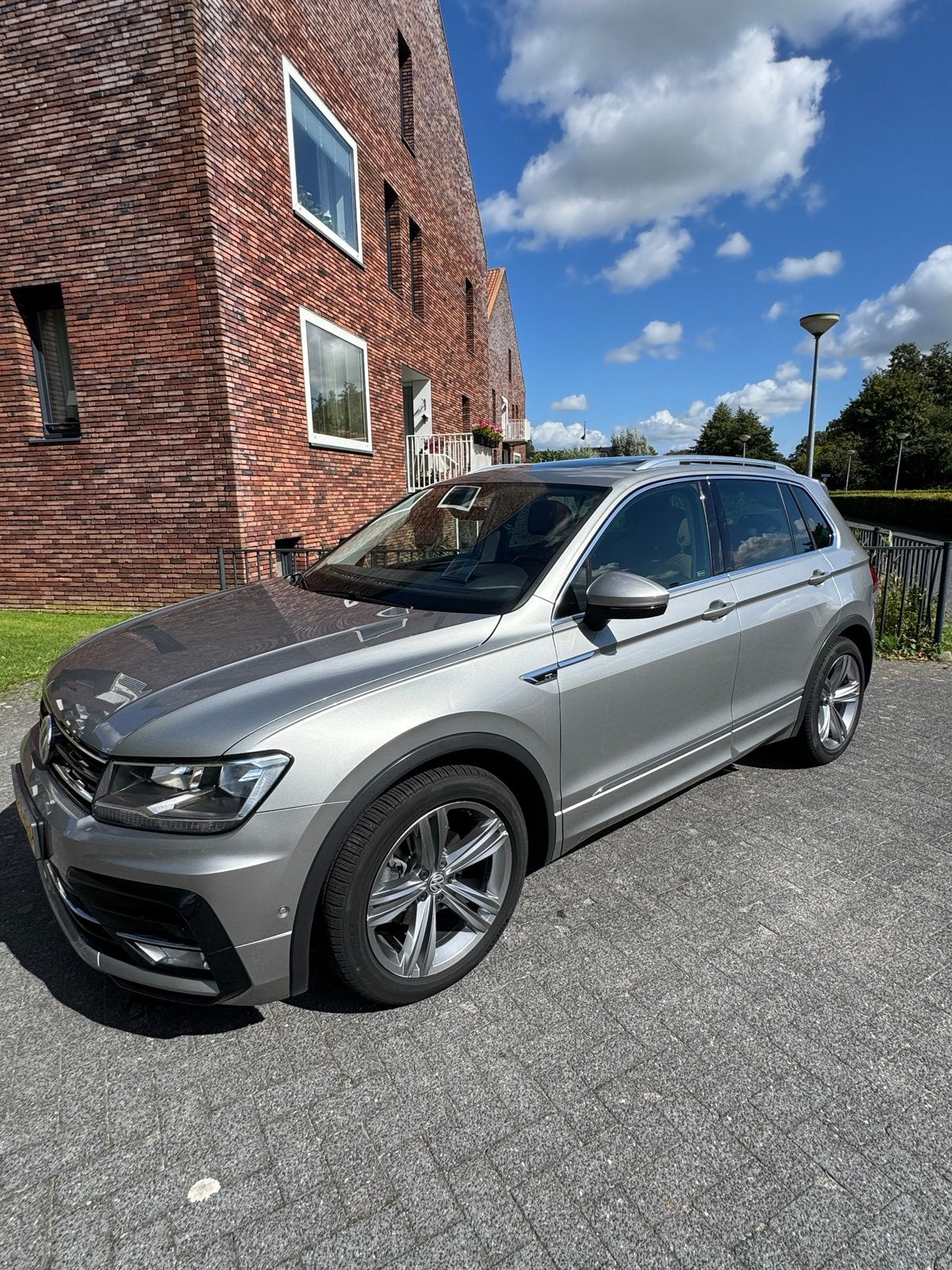 Volkswagen Tiguan 1.4 TSI ACT R line 110KW/150PK 6DSG 2017, 1800 kg, 4 cilinders, Origineel Nederlands, 1395 cc
