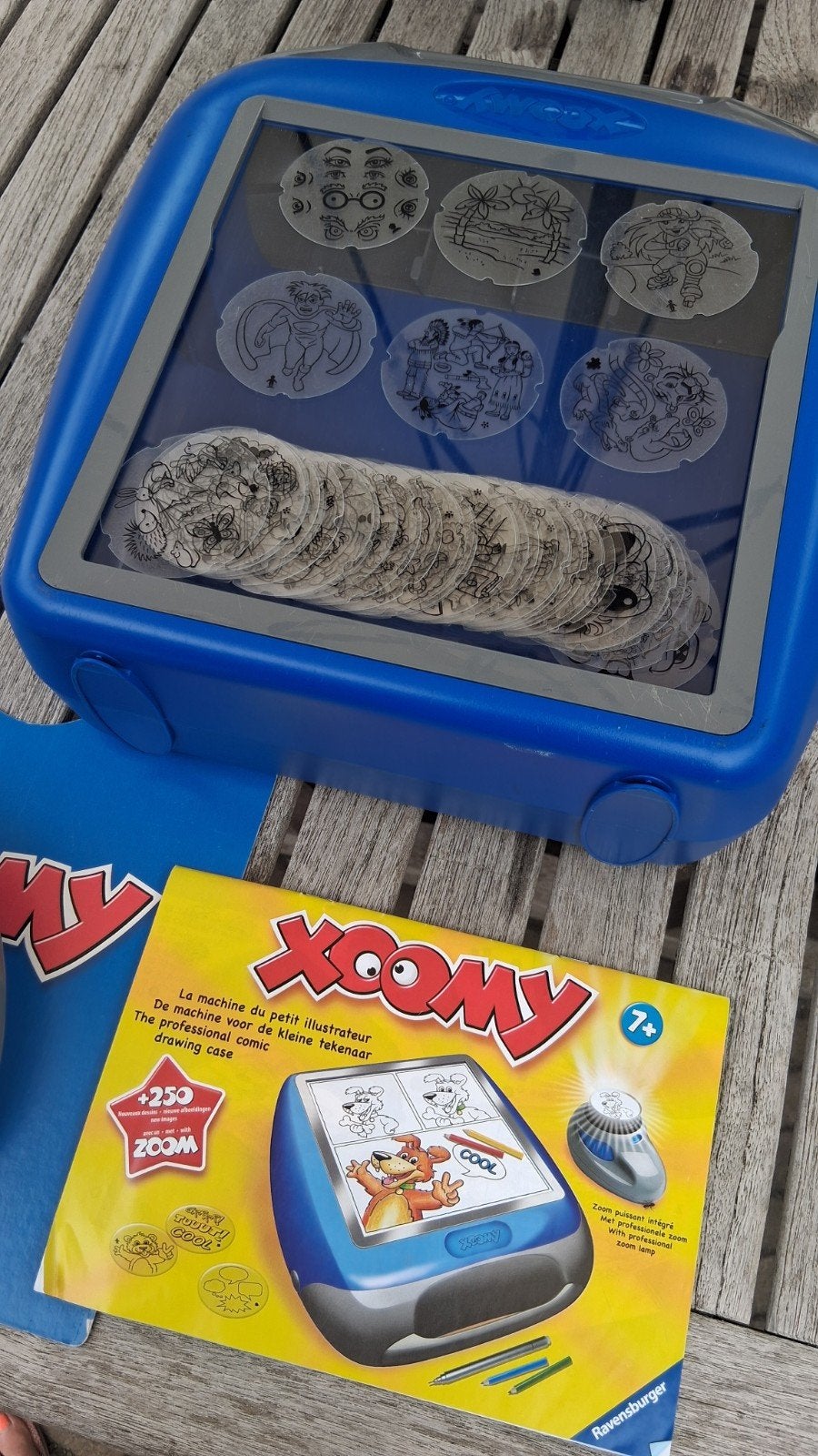 Xoomy tekentafel met licht en veel sjablonen, Ophalen of Verzenden, Zo goed als nieuw, Knutselen, Met licht