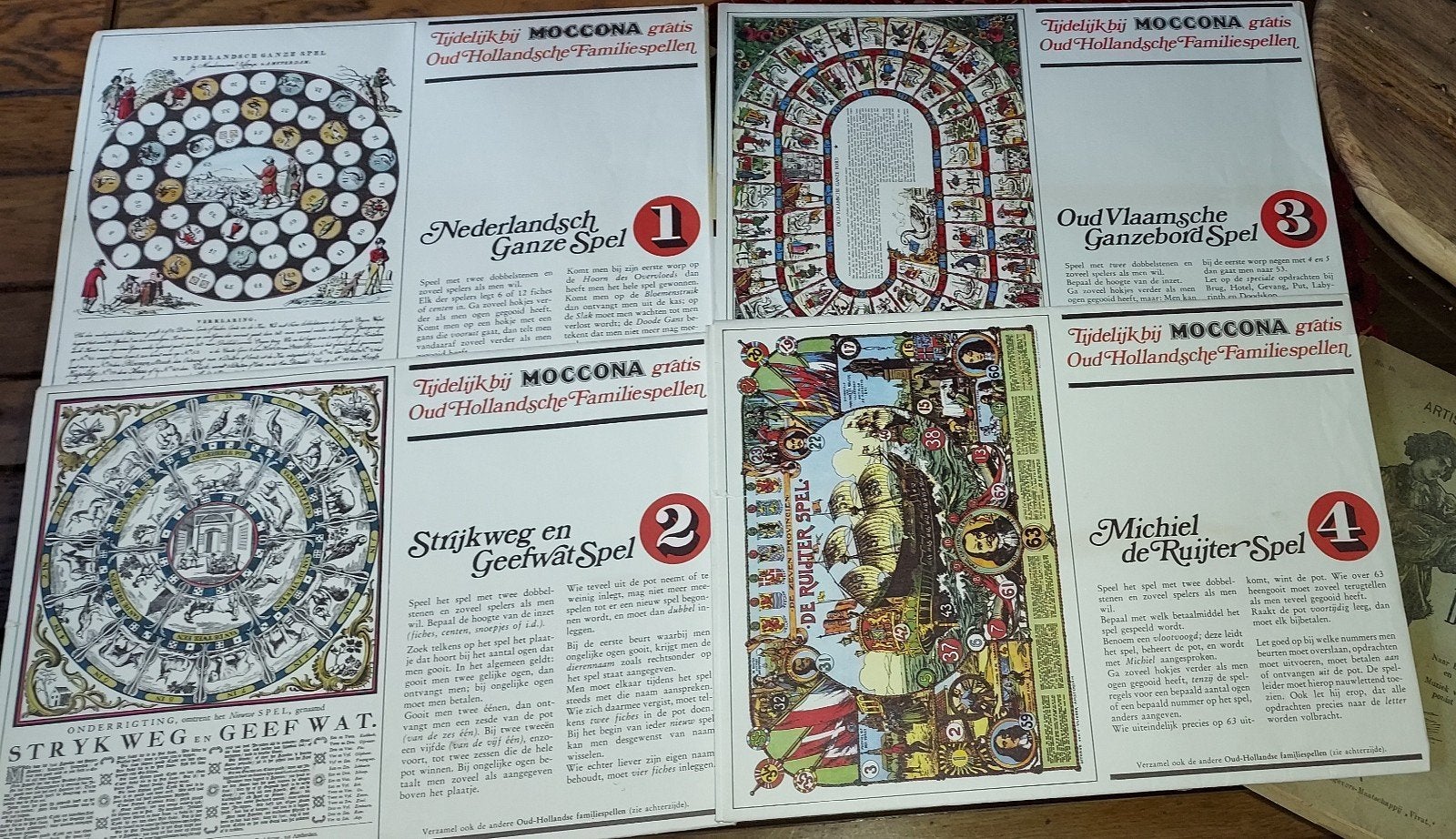 Complete set Vintage Oud-Hollandse Familiespellen – Moccona, Ophalen of Verzenden