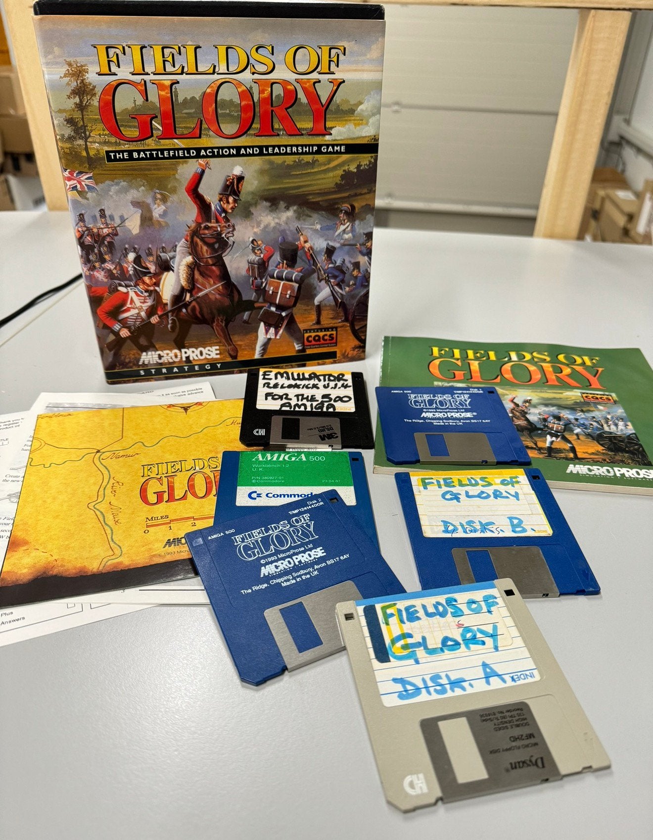 Fields of glory - Big Box IBM PC Amiga A 500 spel vintage, Computers en Software, Vintage Computers, Ophalen of Verzenden, H, H