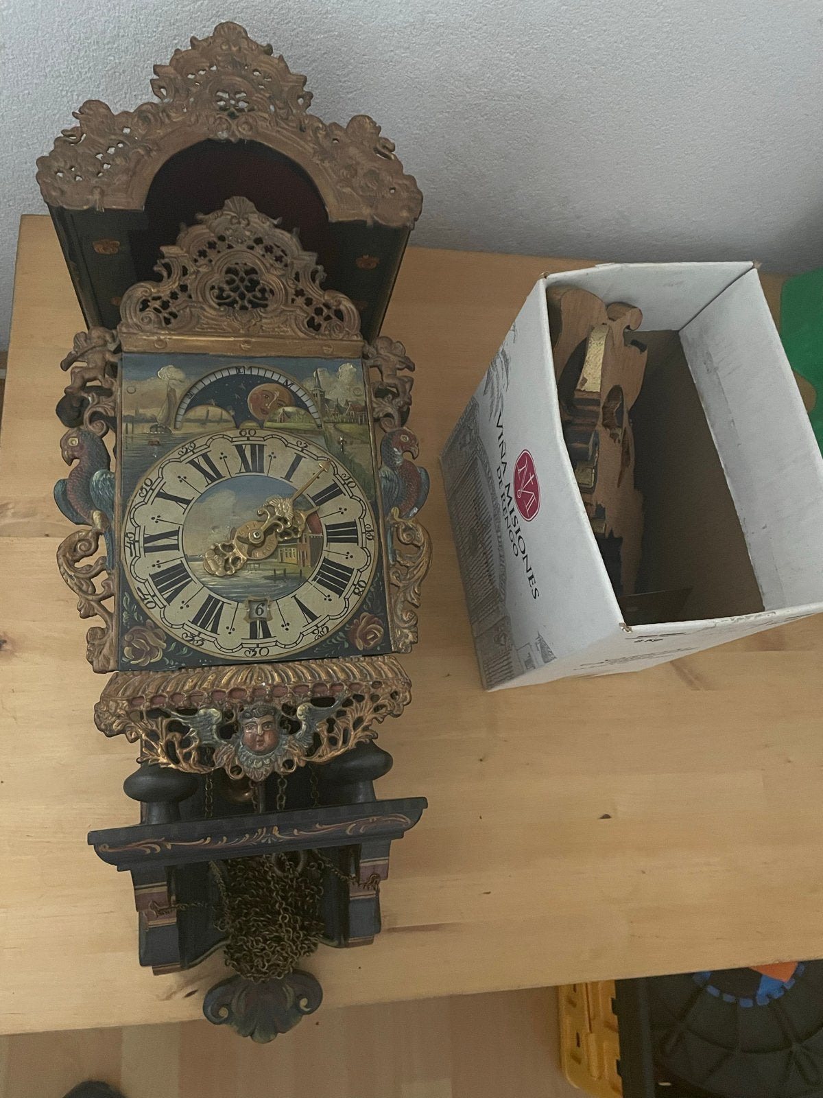 Antieke Friese Stoeltjesklok - Prachtig Handwerk, Antiek en Kunst, Ophalen