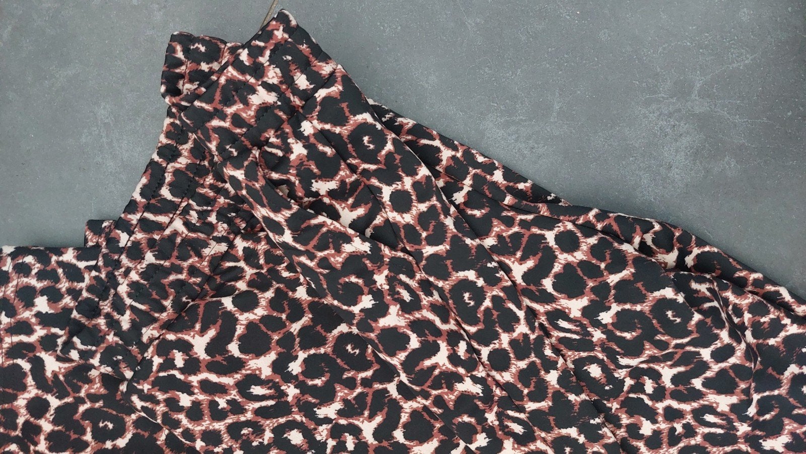 te koop nieuwe panter wijde broek mt L, Kleding | Dames, Ophalen of Verzenden, Nieuw, Bruin, Lang