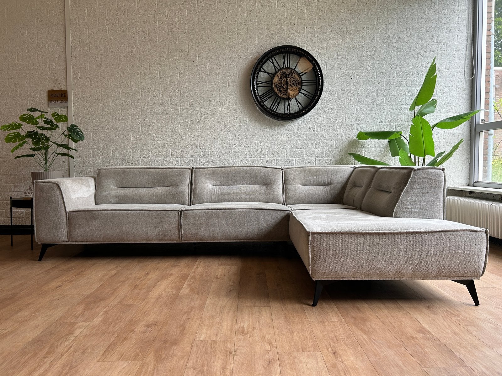 Luxe De Bommel | Grijze Hoekbank | Gereinigd & Geïmpregneerd, Huis en Inrichting, Banken | Bankstellen, Luxe, Hoekbank, 300 cm of meer