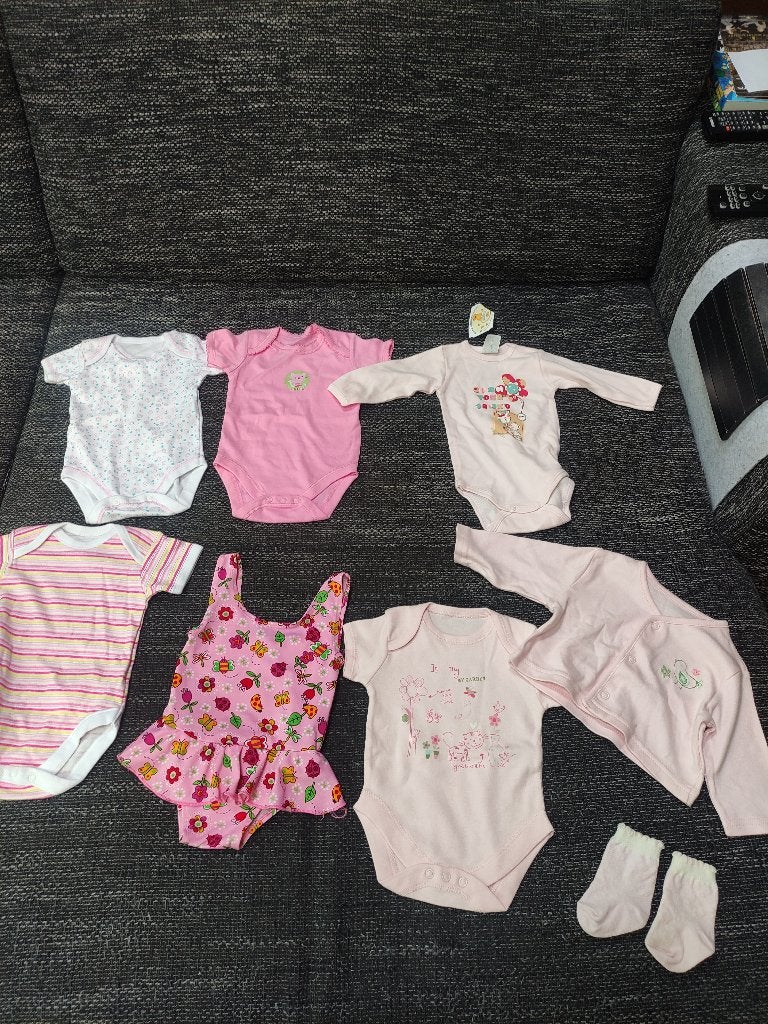 baby meisje 0-3 maand + gratis bestek- nieuw, Meisje, Overige typen, Ophalen of Verzenden, Zo goed als nieuw