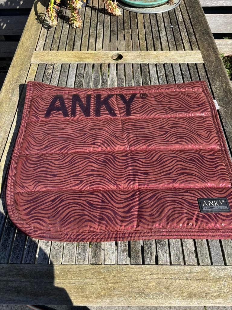 Anky technical pad, Dieren en Toebehoren, Paarden en Pony's | Dekens en Dekjes, Zo goed als nieuw, Ophalen of Verzenden