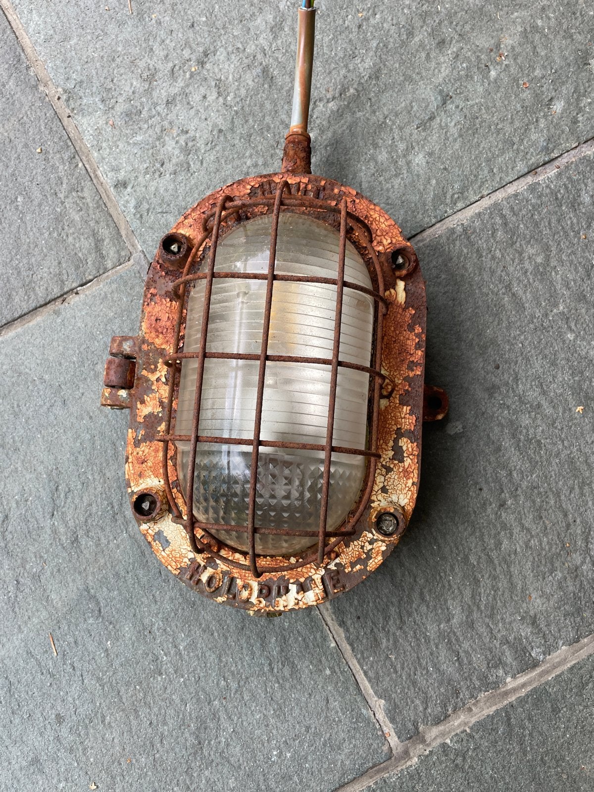 Antieke gietijzeren scheepslamp - Holophane, Ophalen of Verzenden