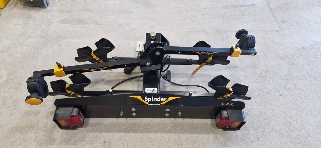 Spinder Hawk fietsendrager met kantelfunctie, Ophalen of Verzenden, 2 fietsen, Gebruikt, Trekhaakdrager