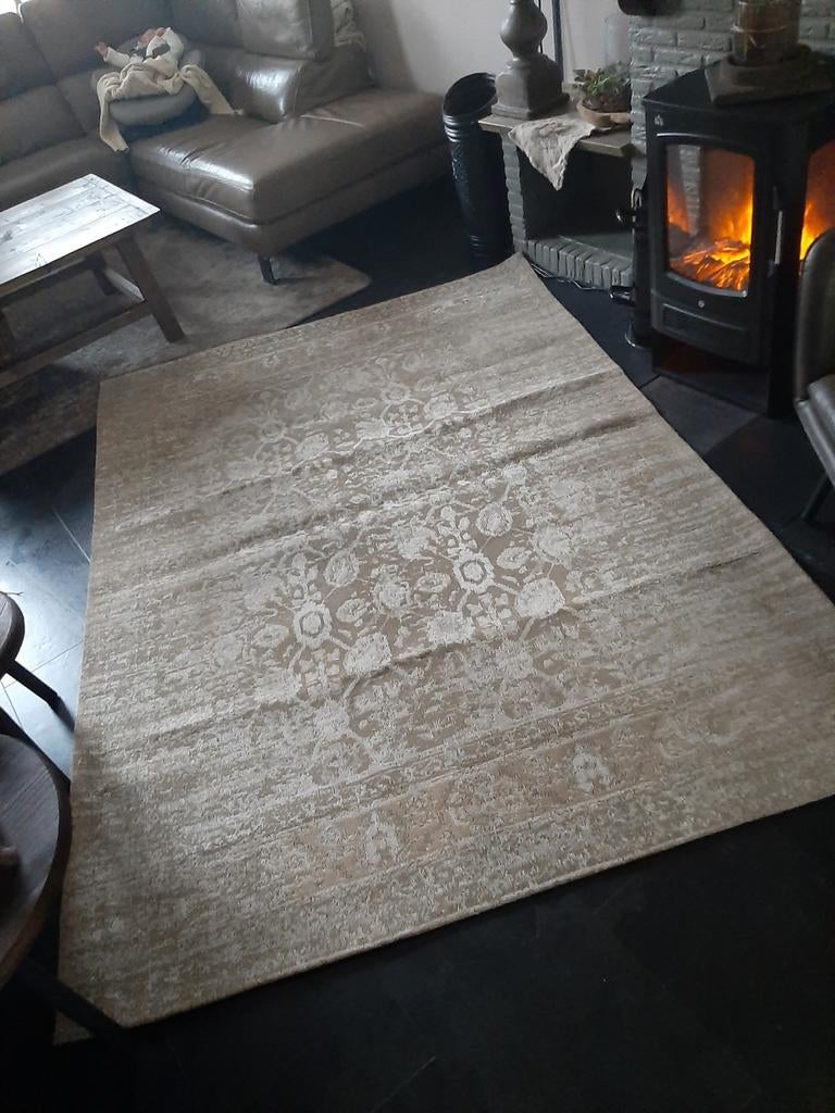 Tapijt, vloerkleed 230 cm /161cm, 200 cm of meer, Ophalen of Verzenden, Zo goed als nieuw, 200 cm of meer