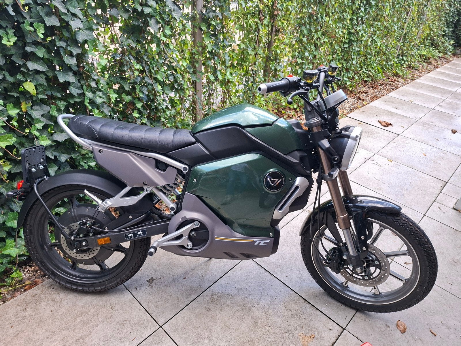 Vmoto TC L (Super Soco opvolger) 2026 model, Ophalen