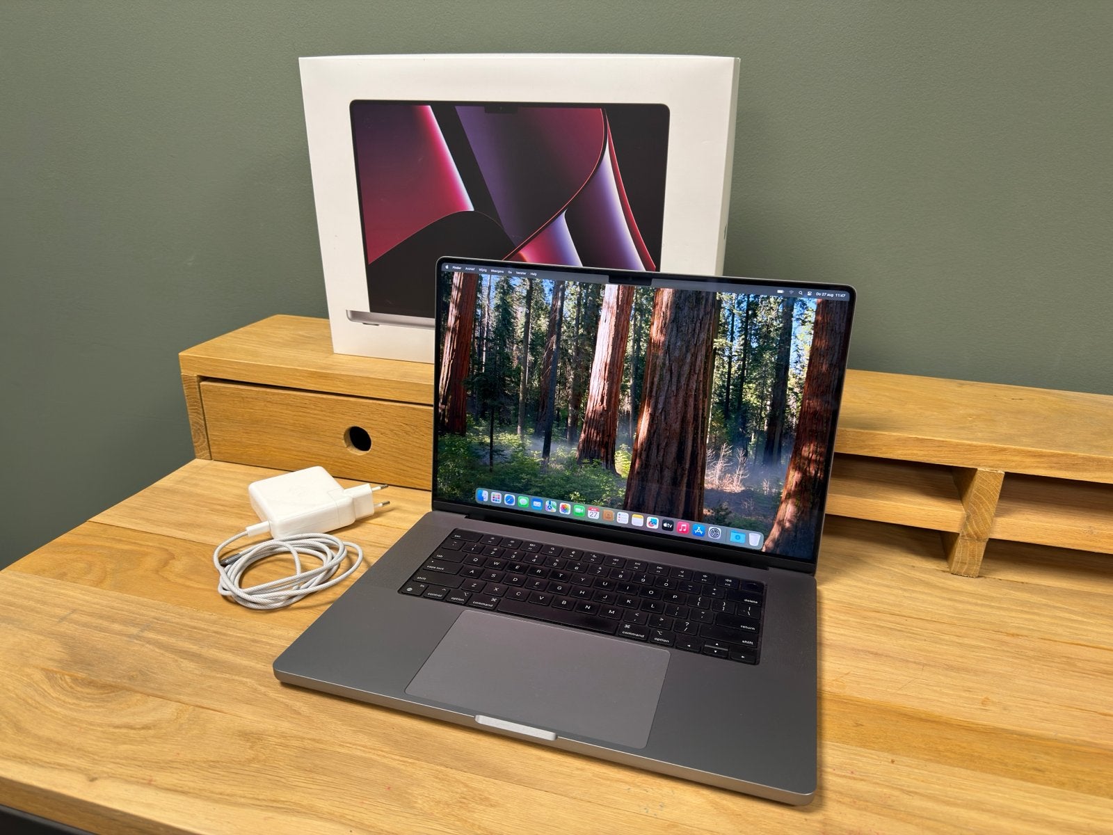 MacBook Pro 16 inch, 32Gb geheugen 500Gb opslag, Qwerty, Zo goed als nieuw, 16 inch, Onbekend
