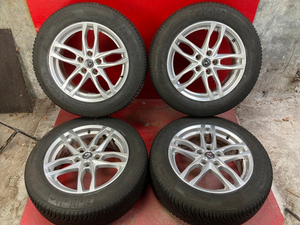 Winterbanden Renault Captur 215/60R17 Kleber, ., Banden en Velgen, 17 inch, .