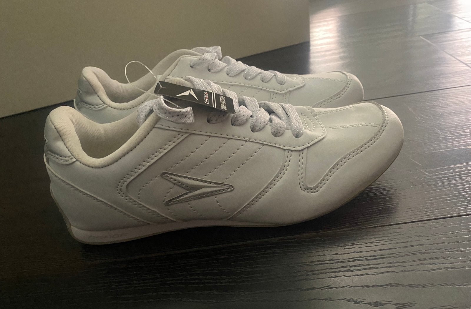 nieuwe schoenen maat 37, Ophalen, Wit, Nieuw, Sneakers of Gympen