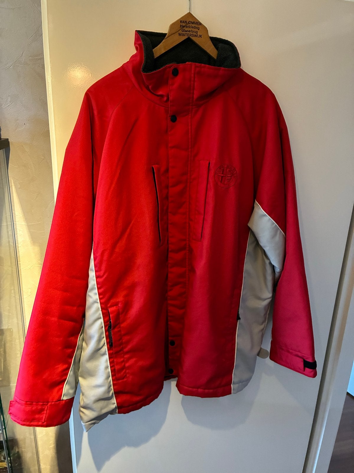 Prachtige Alfa Romeo jas - XXL - Nieuwstaat, Ophalen of Verzenden, Nieuw, Overige maten, Rood
