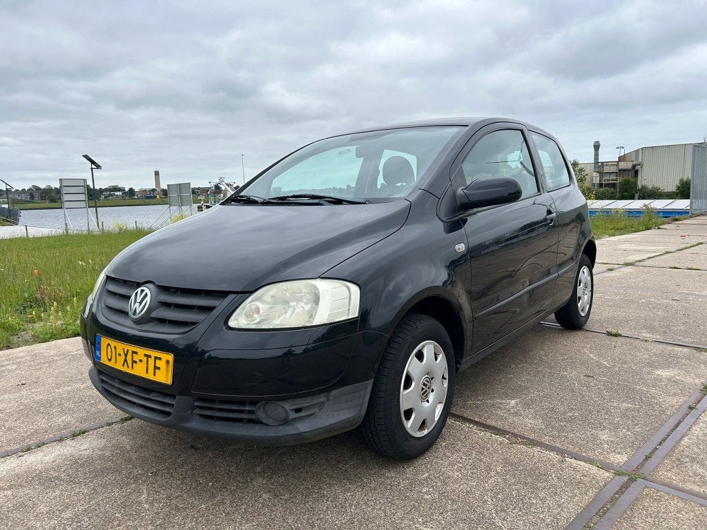 Volkswagen Fox 1.2 40KW 2007 Zwart, Auto's, Voorwielaandrijving, 4 stoelen, 1198 cc, Origineel Nederlands
