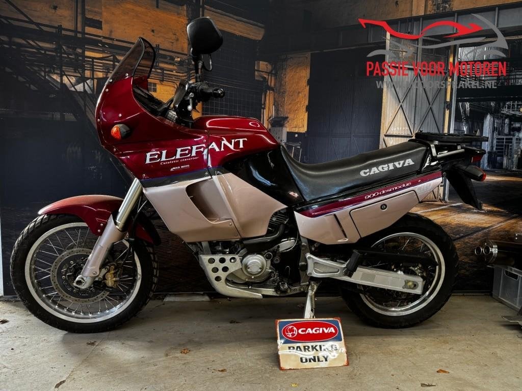 Cagiva 900 elephant desmodue, Bedrijf, 900 cc, Cagiva S.p.A., Overig