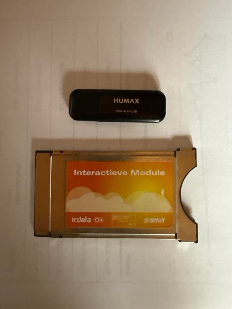 Humax 150N WLAN USB Adapter & Irdeto CI+ Module, Ophalen, Gebruikt, Minder dan 2 meter, Overige kabels