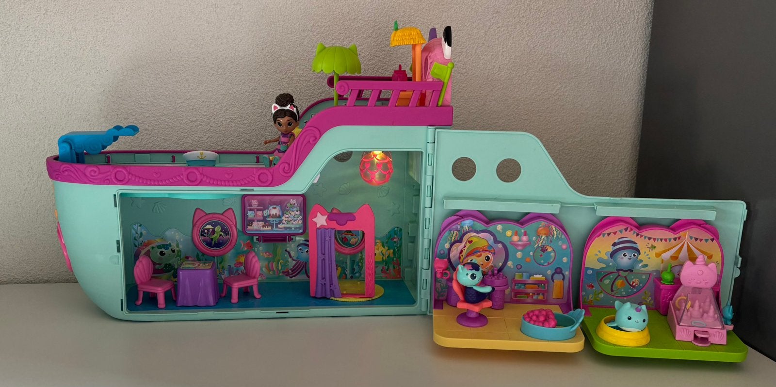 Gabby’s poppenhuis meerminnenboot, Kinderen en Baby's, Ophalen of Verzenden, Zo goed als nieuw, Jongen of Meisje