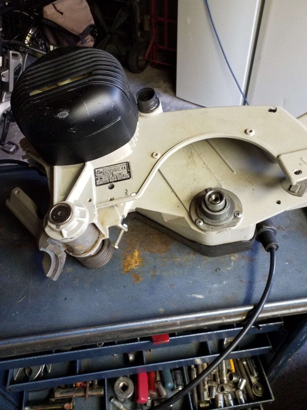 Motor van Elu zaagmachine  tgs 273 A2, Ophalen, 1200 watt of meer, Afkortzaag, 70 mm of meer