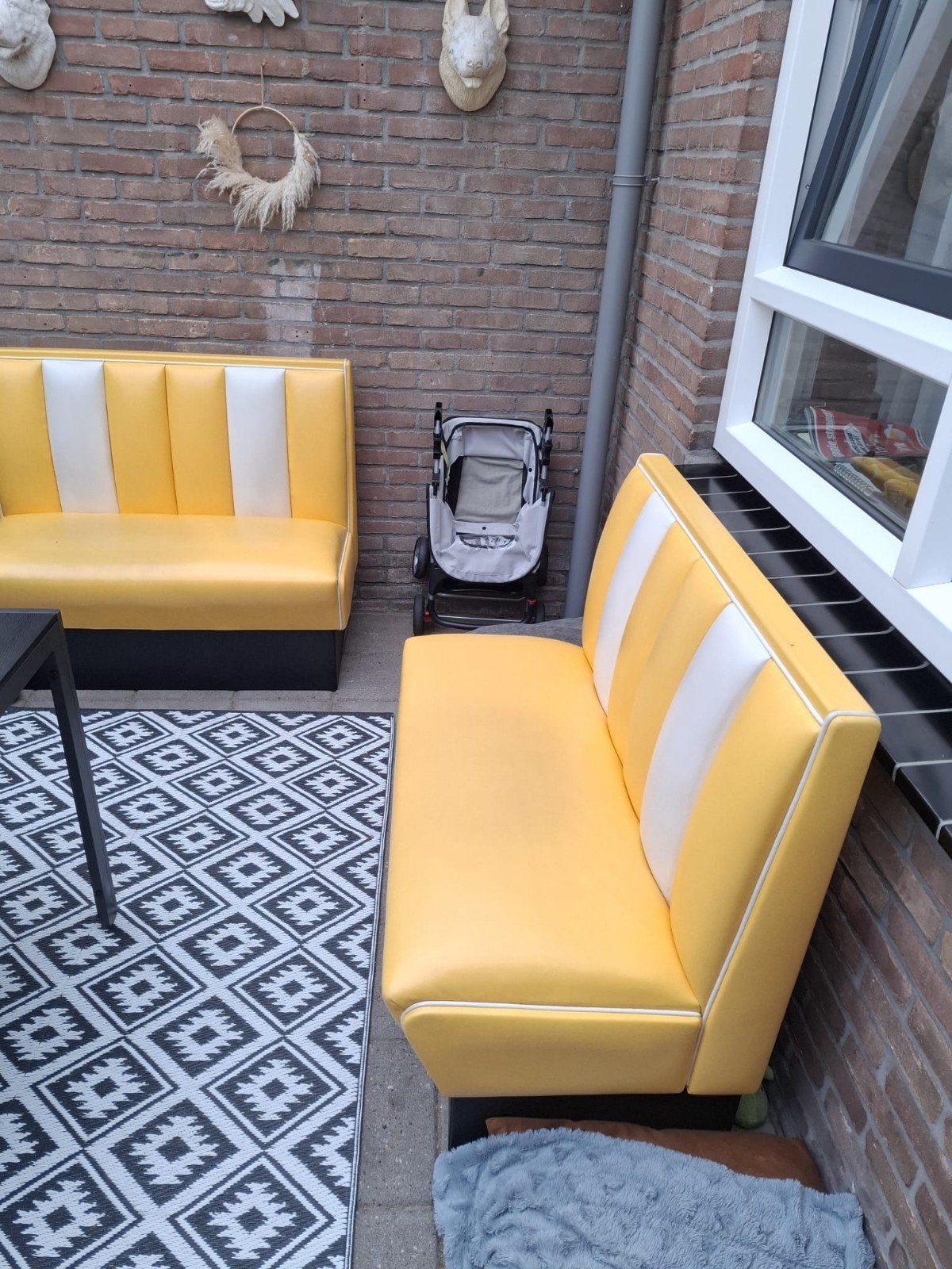 Set van 2 Amerikaanse Diner Banken - Geel/Wit, Ophalen, Kunststof, Gebruikt, Tweepersoons