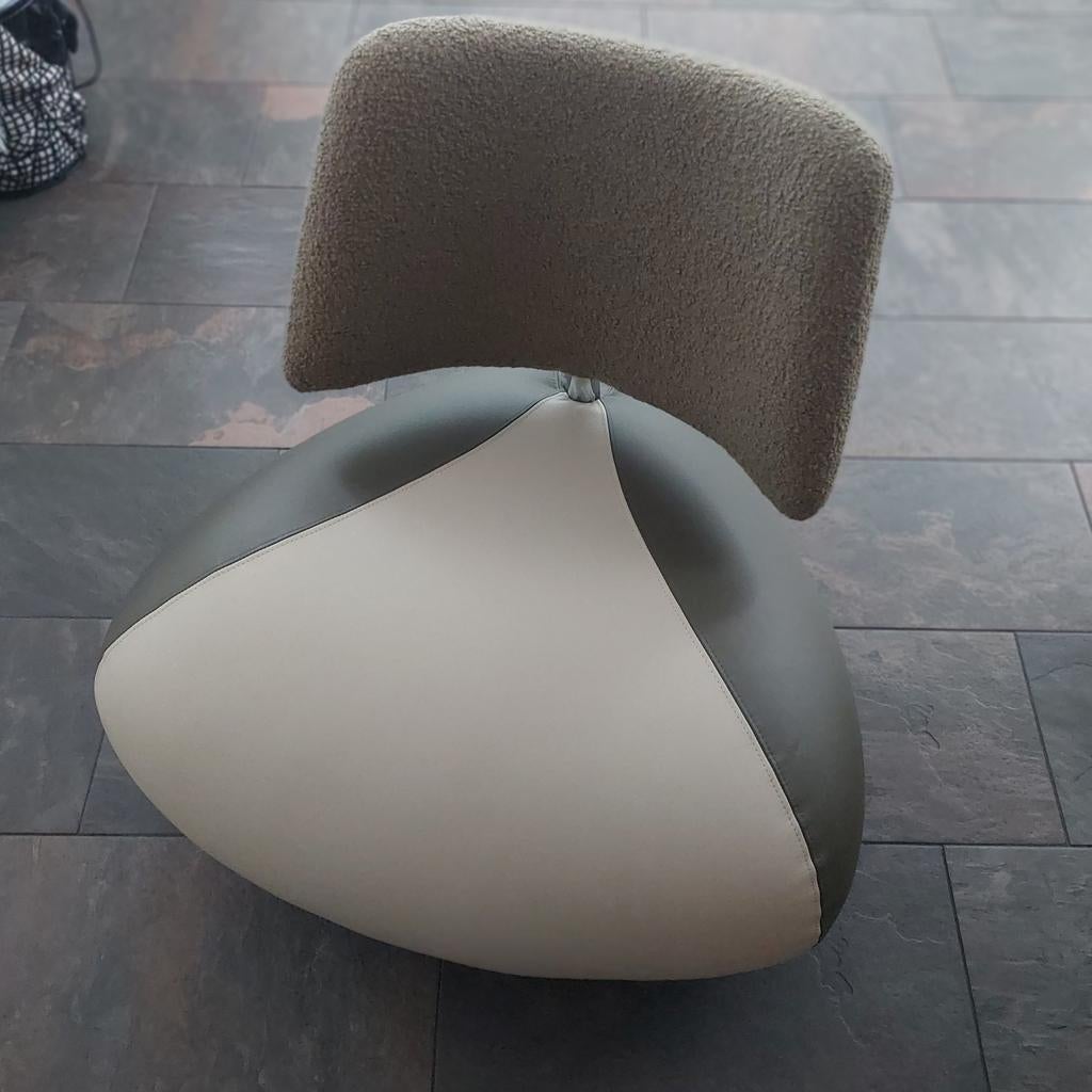 Leolux Pallone fauteuil, Huis en Inrichting, Fauteuils, 75 tot 100 cm, Ophalen of Verzenden, Zo goed als nieuw, Stof