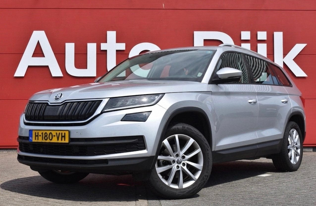 Skoda Kodiaq 1.5 TSI Limited Business Edition LED | Camera |, Auto's, Dealer onderhouden, 4 cilinders, Origineel Nederlands, Bedrijf