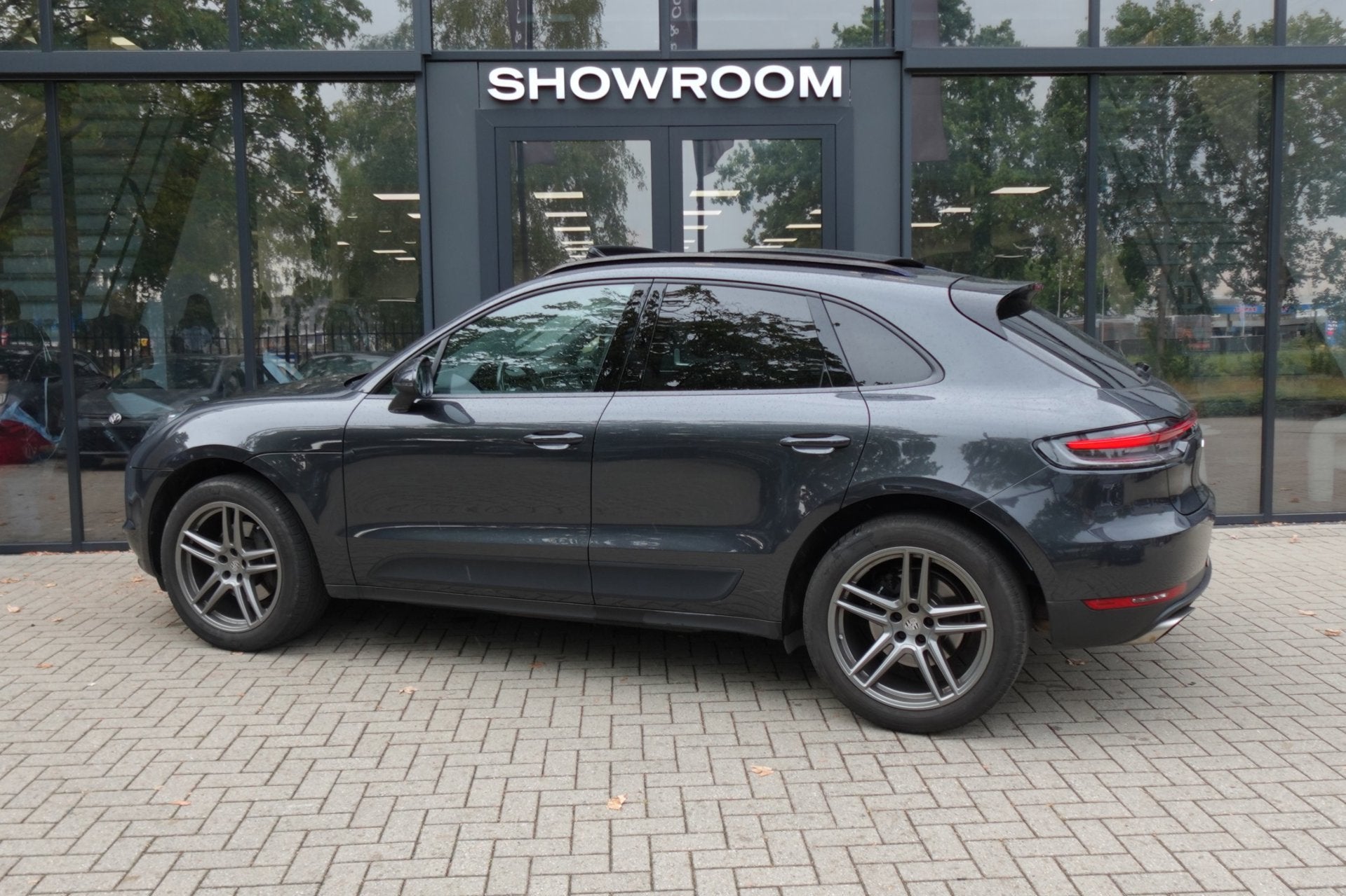 Porsche Macan Porsche Macan 2.0 PANO SPORT CHRONO VOL, Auto's, Dealer onderhouden, Gebruikt, Zwart, 4 cilinders