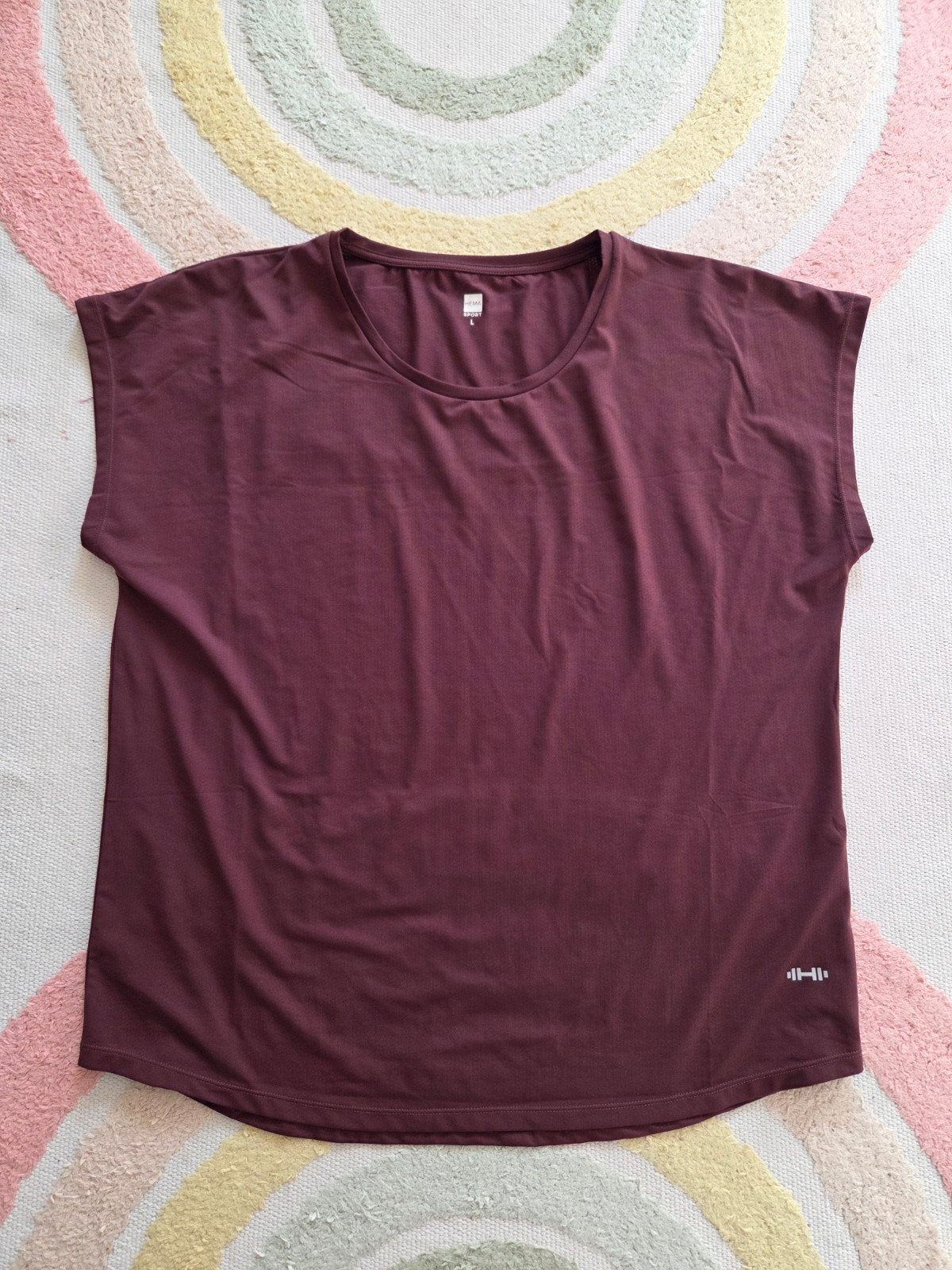 Als nieuw: sport shirt donker rood/ paars Hema maat L, Maat 38/40 (M), Overige typen, Ophalen of Verzenden, Zo goed als nieuw