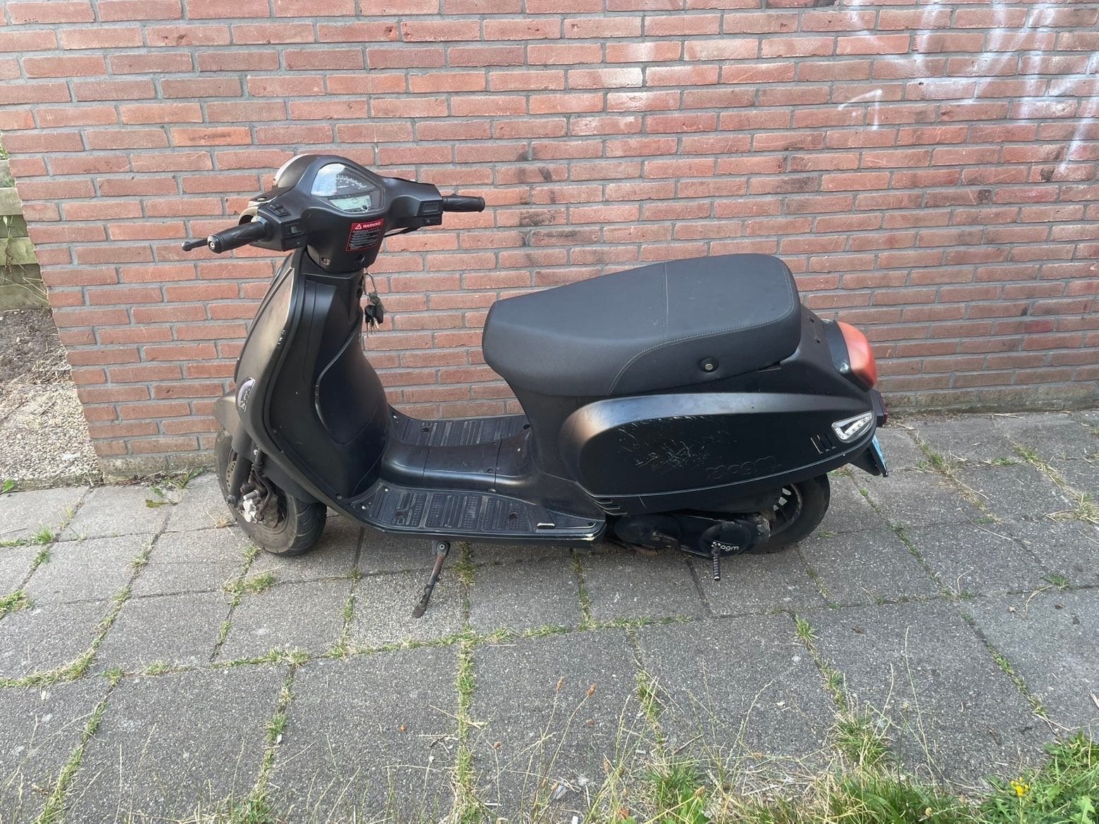 Zwarte Scooter - Goed Onderhouden, Gebruikt, Overige modellen, Maximaal 45 km/u, Ophalen of Verzenden