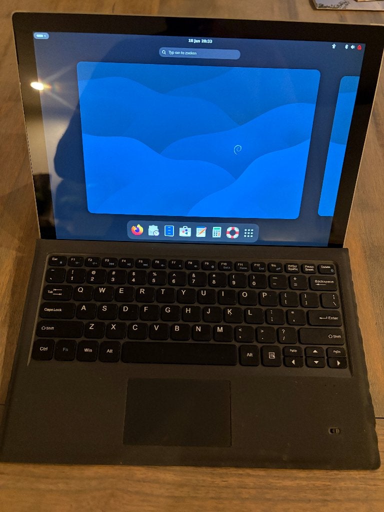 Microsoft Surface Pro, Gebruikt, 2 tot 3 Ghz, Qwerty, 13 inch