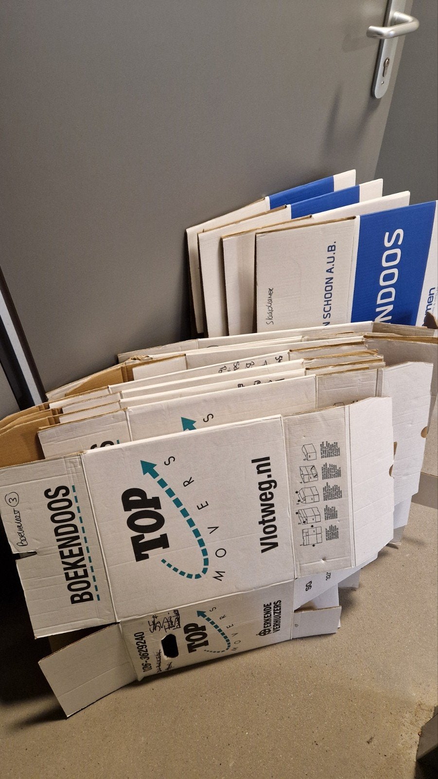 Boekendozen/verhuisdozen - 15 stuks, Doe-het-zelf en Verbouw, Kratten en Dozen, Ophalen, Opvouwbaar, Minder dan 35 cm, Minder dan 50 cm