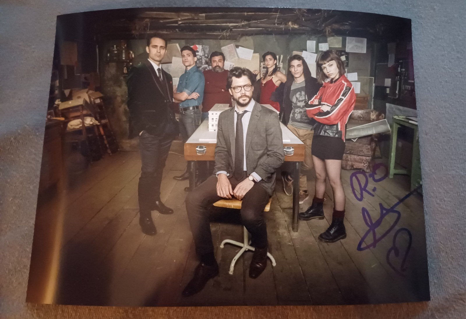 Miguel Herrán handtekening gesigneerde foto La Casa de Papel, Ophalen of Verzenden, Zo goed als nieuw, Foto of Kaart