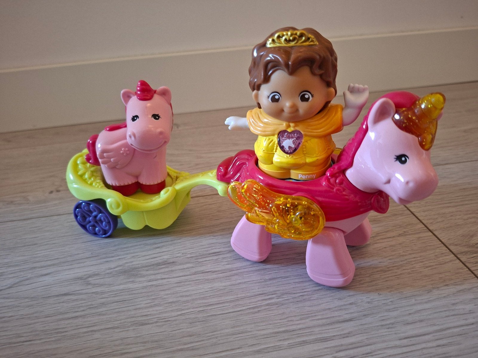 V tech, vrolijke vriendjes Prinses en eenhoorn, Ophalen of Verzenden, Zo goed als nieuw, Meisje