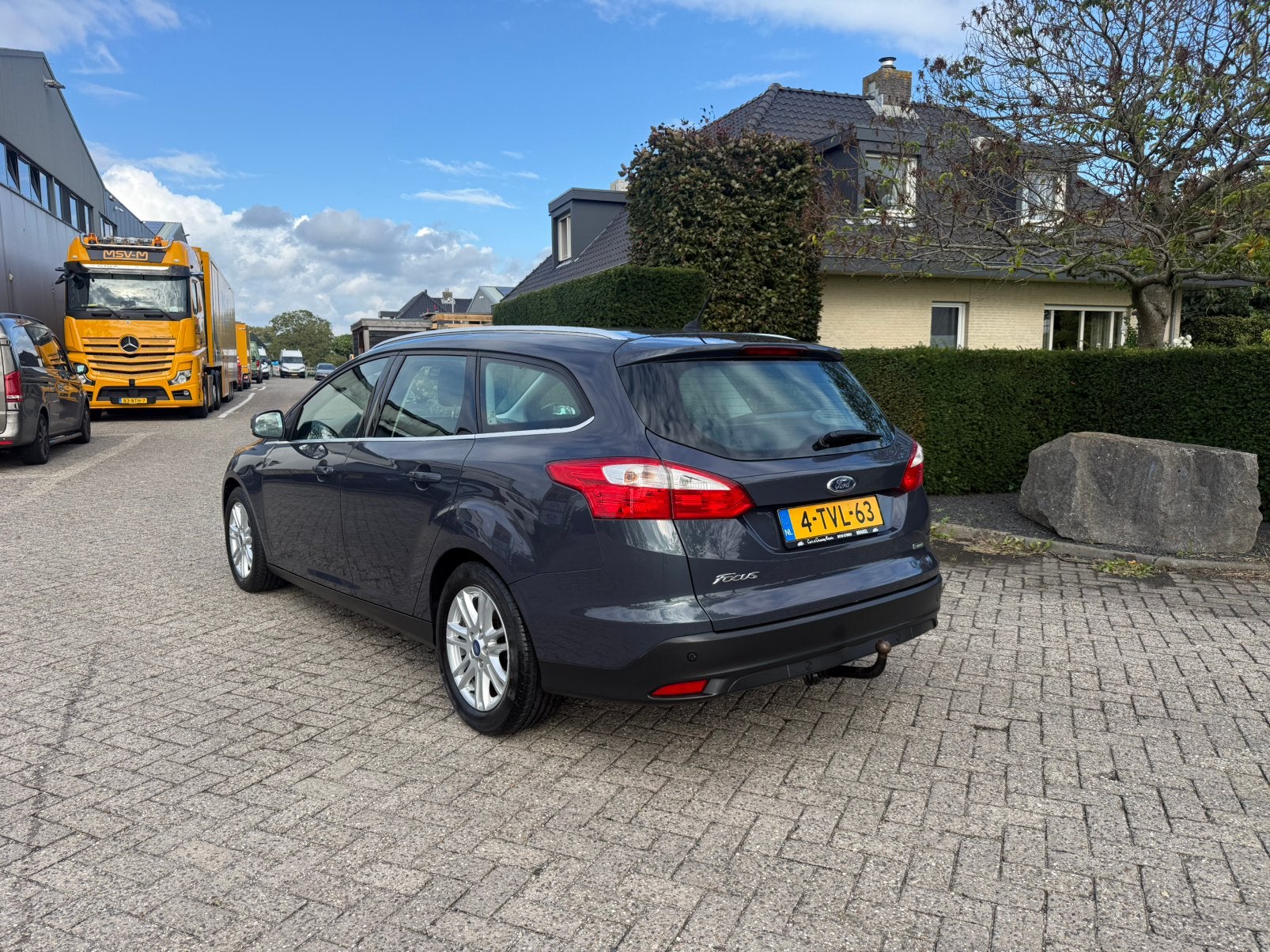 Foto 4 van Ford Focus 1.0 Ecoboost 92KW Wagon 2014 Grijs