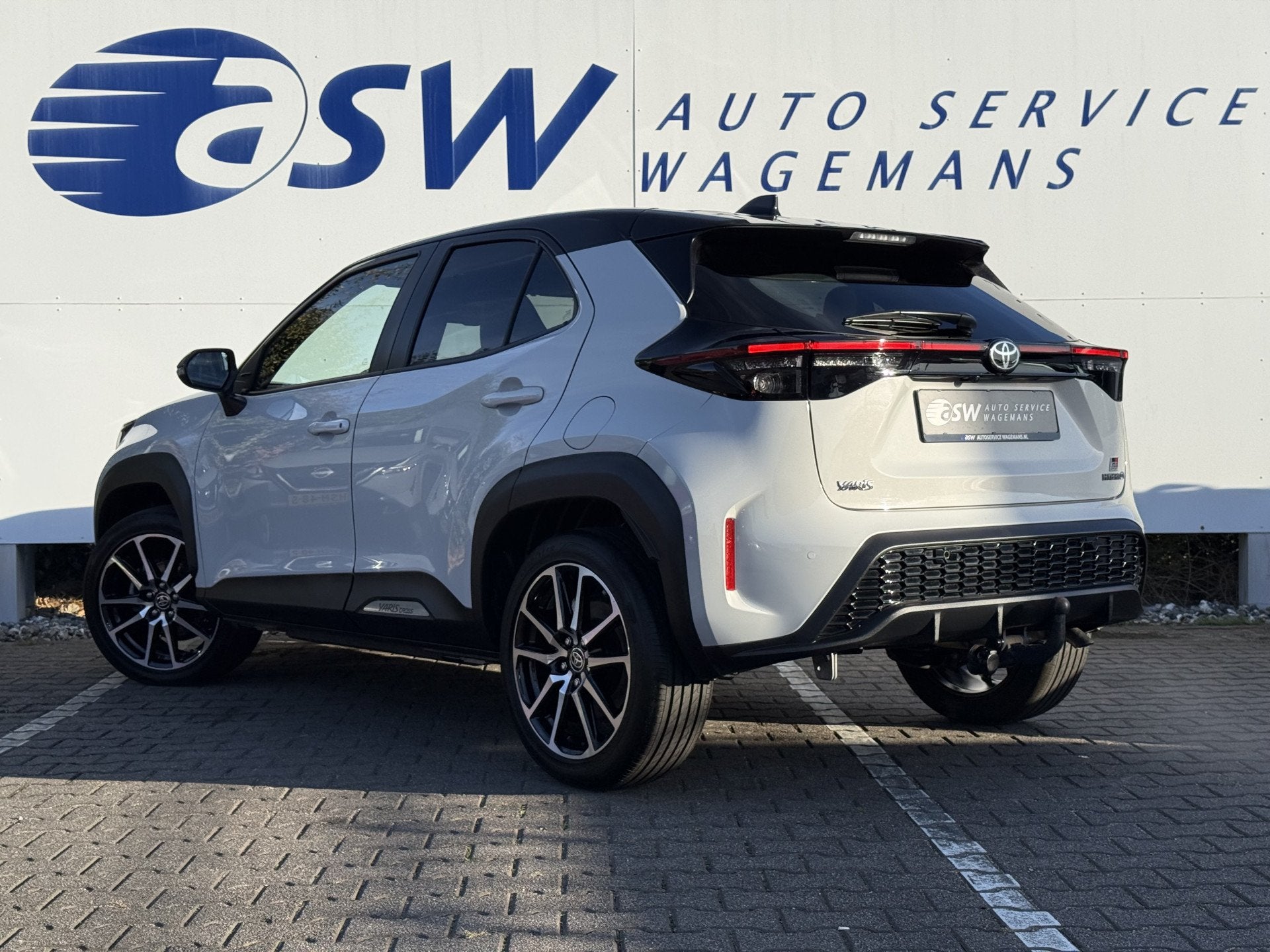 Toyota Yaris Cross 1.5 Hybrid GR Sport | Trekhaak | JBL | HU, Dealer onderhouden, Gebruikt, Met garantie (alle), 116 pk