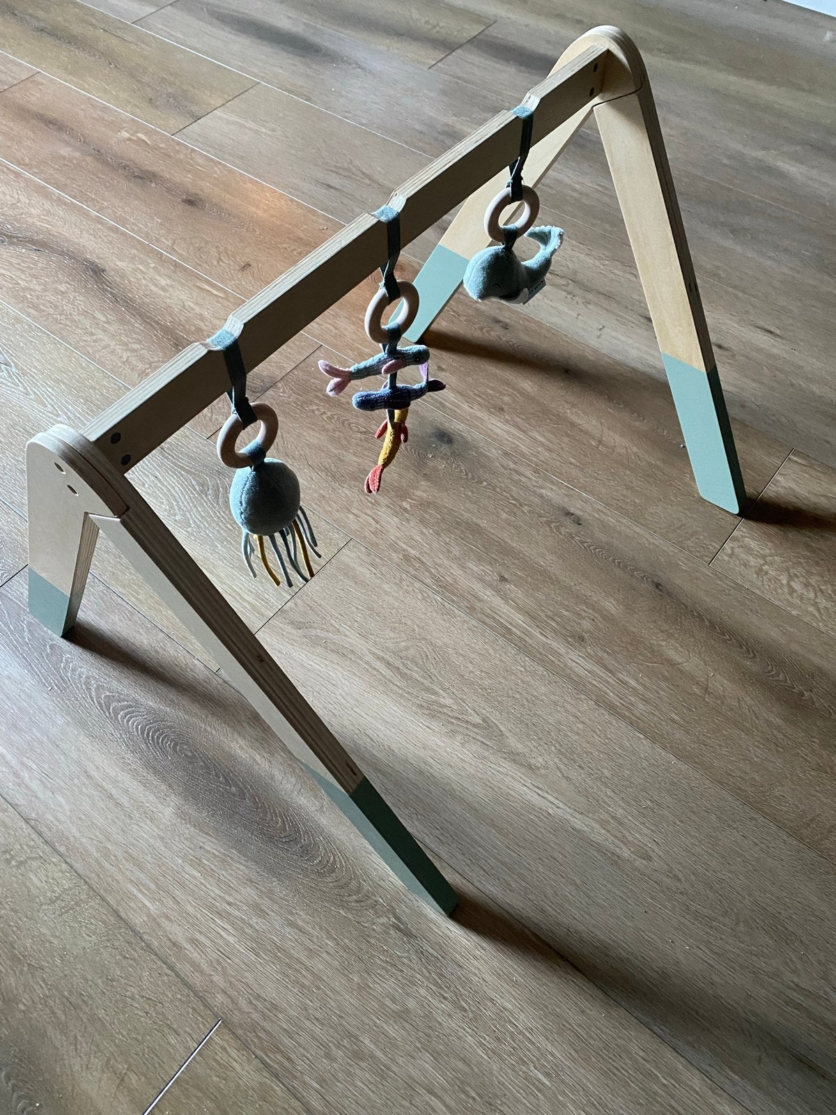 Houten babygym met speeltjes, Kinderen en Baby's, Ophalen, Zo goed als nieuw, Babygym