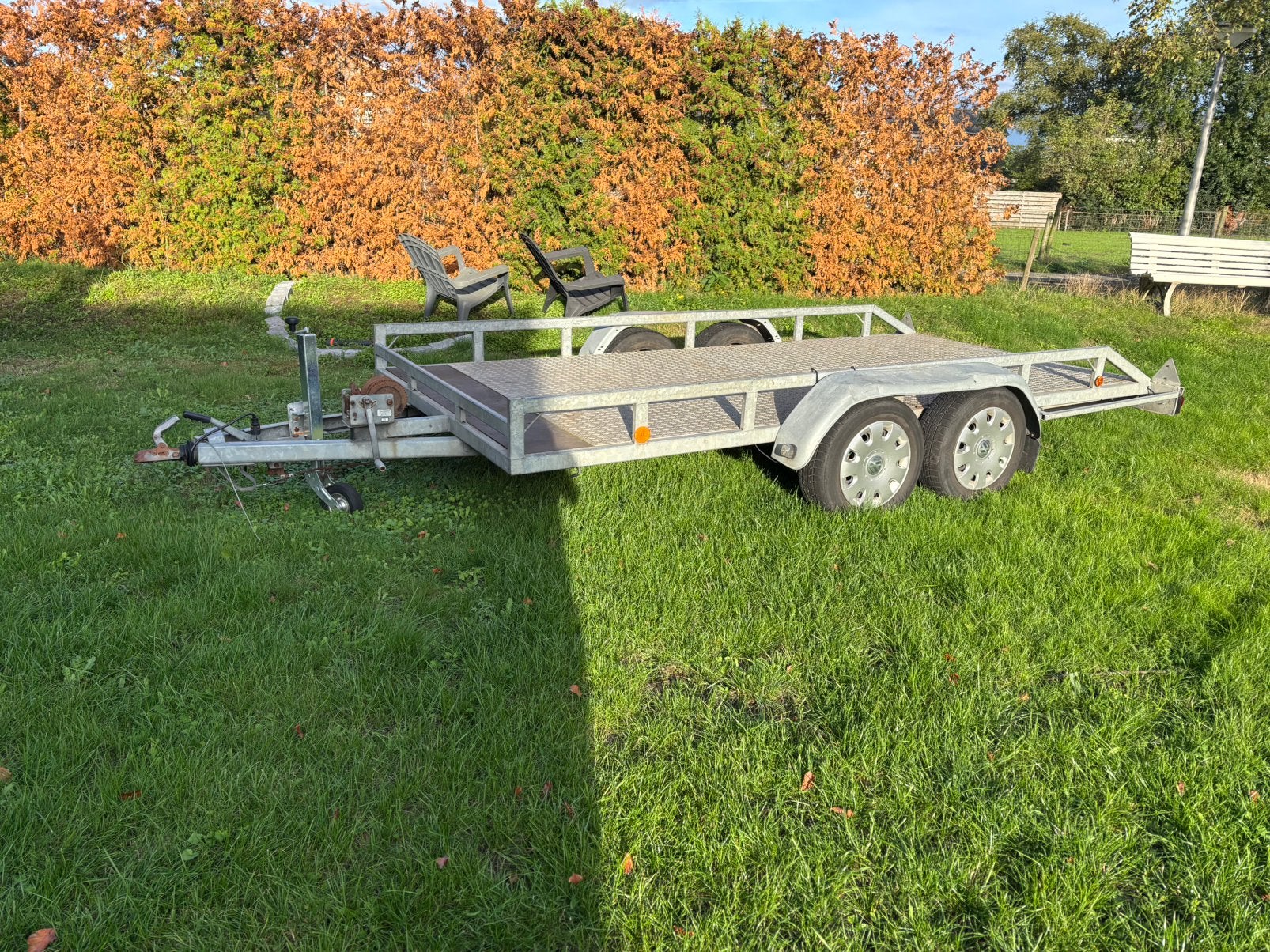 Henra autoambulance 2000 kg, Voorwielaandrijving, 898 cc, Stof, Origineel Nederlands