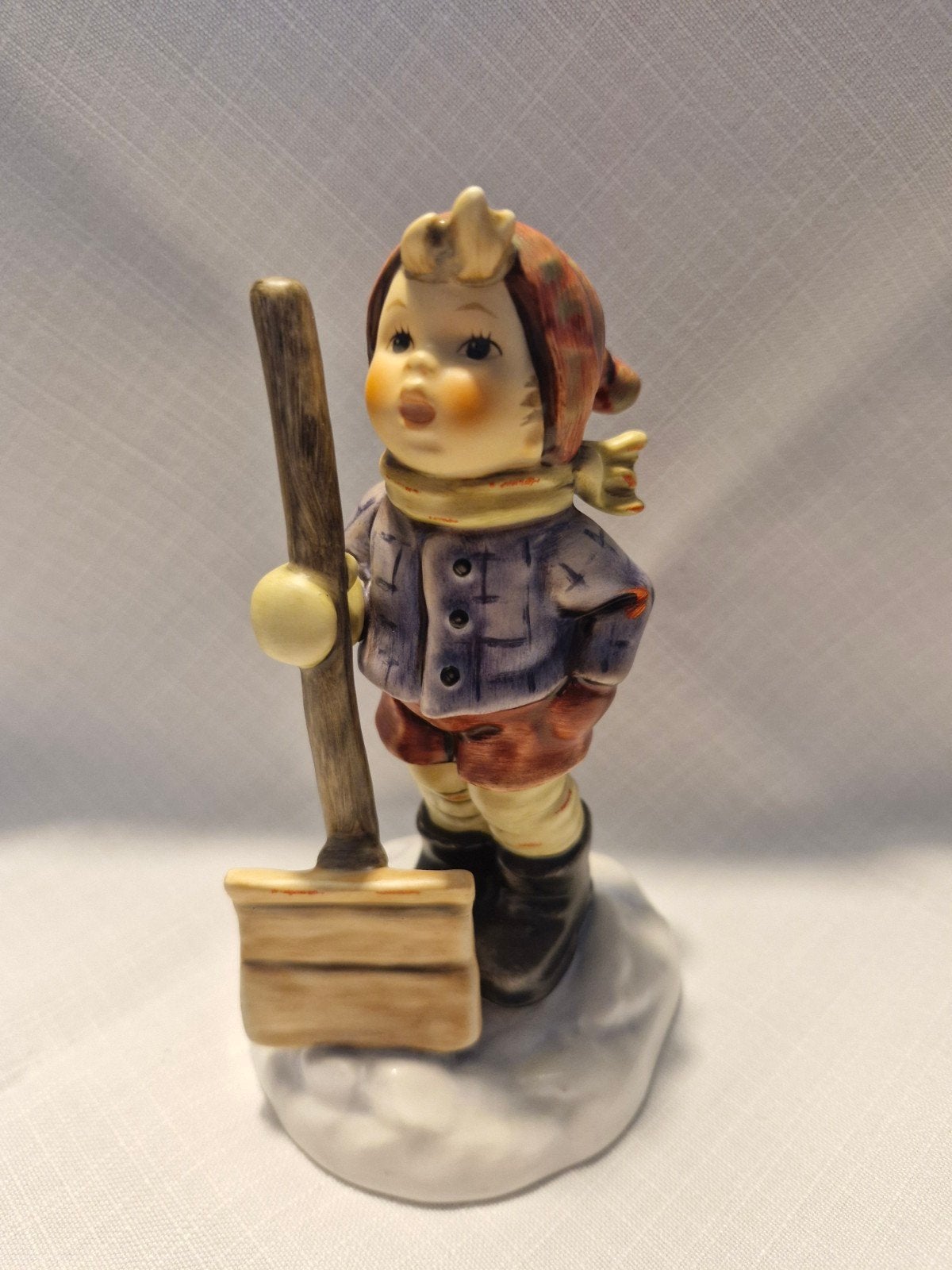 Hummel Goebel beeldje, Ophalen of Verzenden, Zo goed als nieuw, Figuurtje