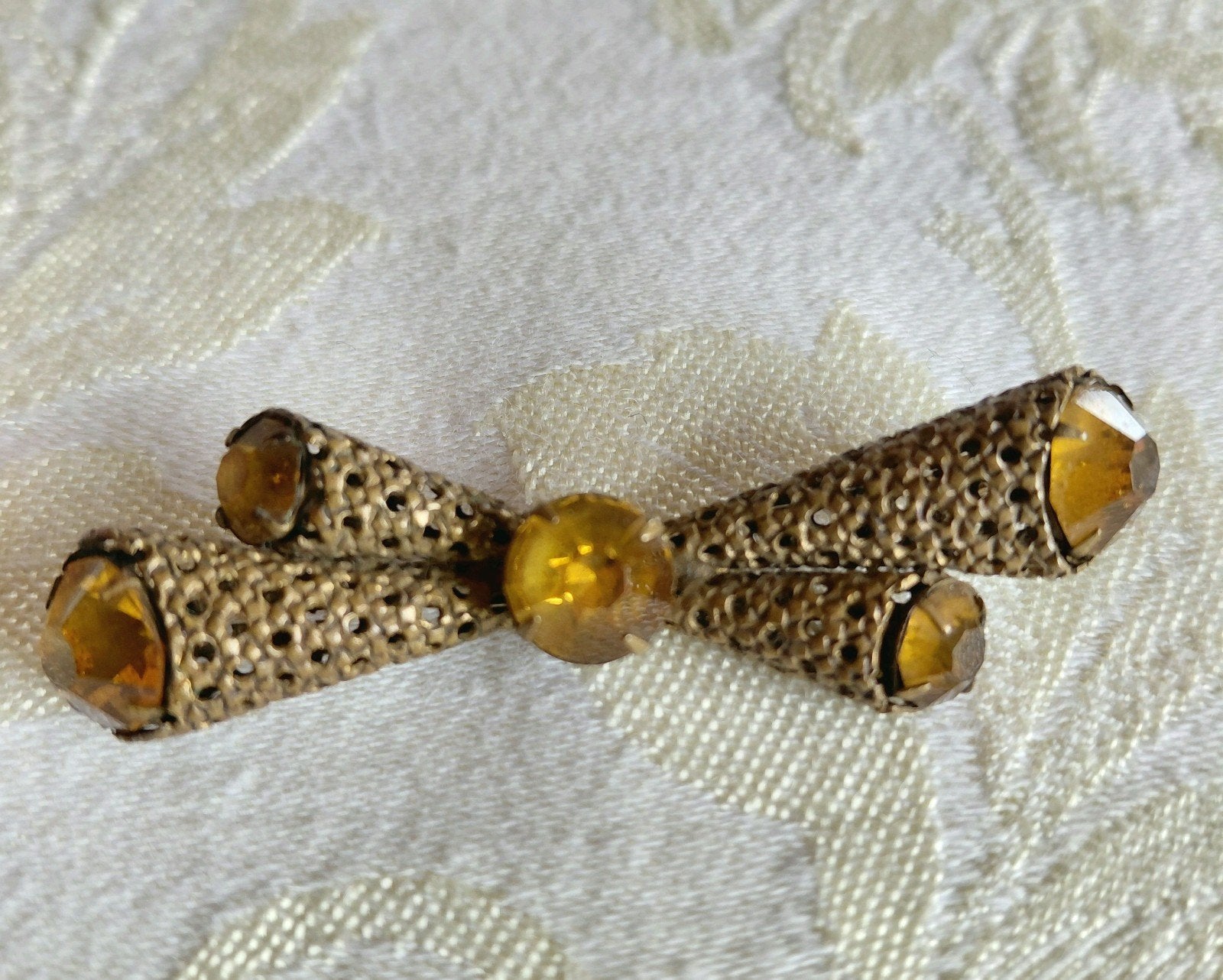 Antieke Koperen Broche met Goudgele Rijnstenen., Sieraden, Tassen en Uiterlijk, Ophalen of Verzenden, Koper, Broche