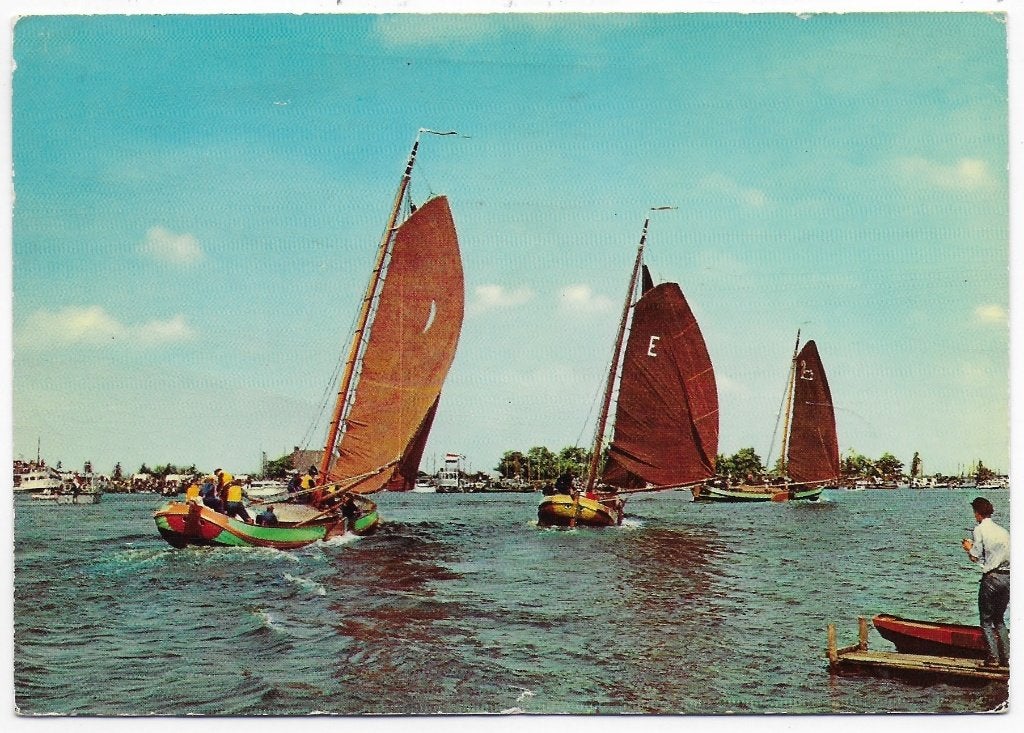 Skutsjes Drachten en Eernewoude Ansichtkaart (B2450 gelopen, Verzamelen, Ansichtkaarten | Nederland, Ophalen of Verzenden, 1980 tot heden