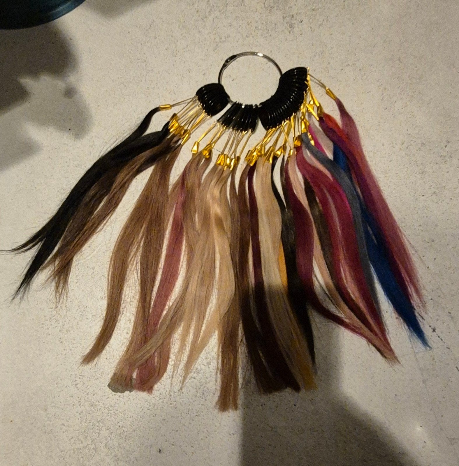 Haarkleurstaalring - Diverse kleuren, Sieraden, Tassen en Uiterlijk, Ophalen of Verzenden, Zo goed als nieuw, Pruik of Haarverlenging