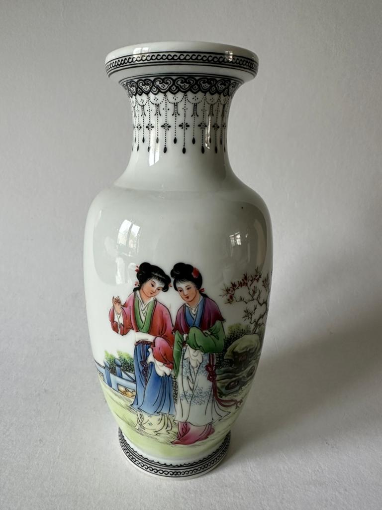 Chinese vaas handbeschilderd met gedicht, Ophalen of Verzenden