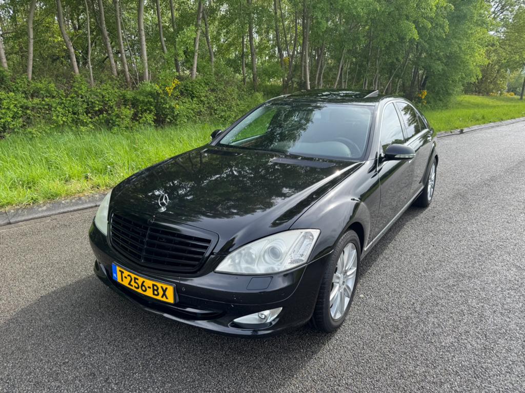 Mercedes-Benz S-Klasse 4.0 CDI S450 Lang AUT 2007 Zwart, Auto's, Automaat, Achterwielaandrijving, 8 cilinders, 241 €/maand