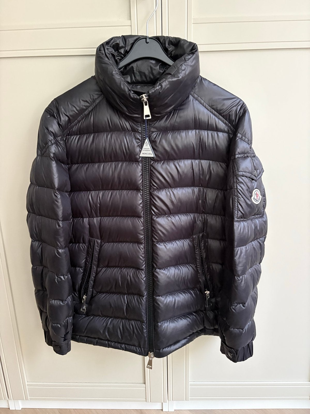 Originele Moncler jas maat 1 - Nieuwstaat, Ophalen of Verzenden, Nieuw, Maat 46 (S) of kleiner, Zwart