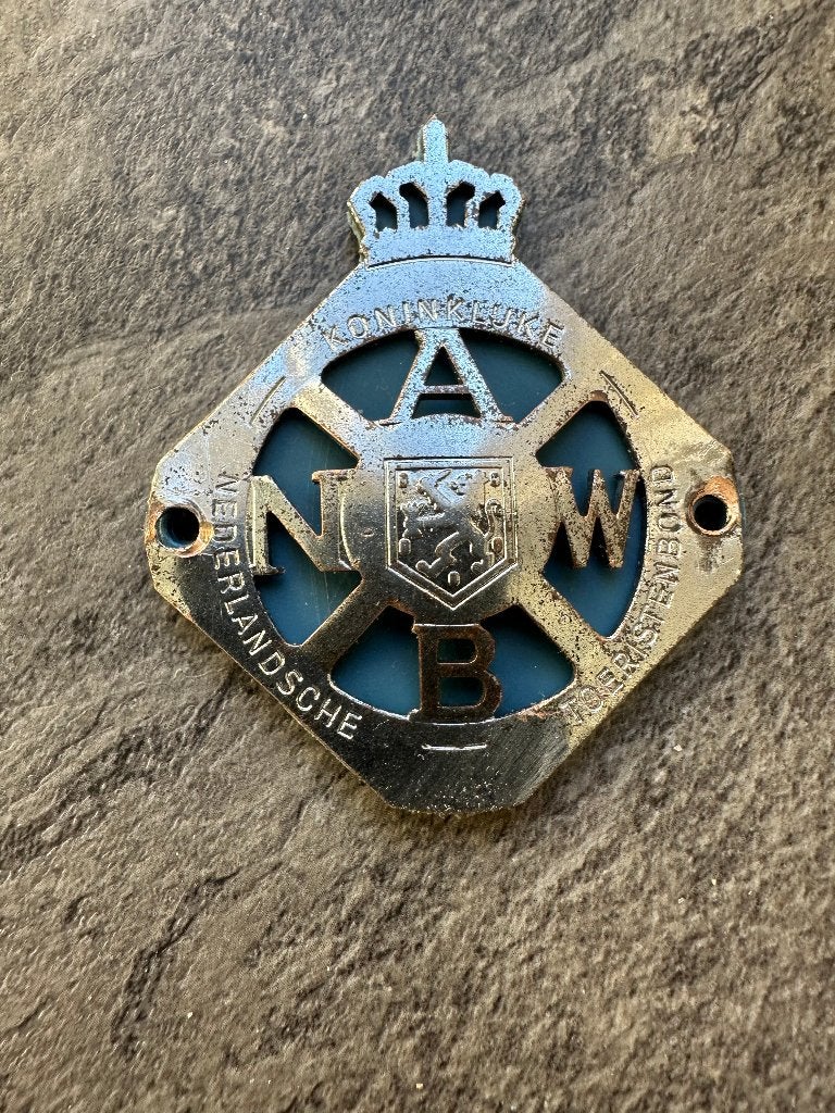 Blauw ANWB embleem. A.N.W.B. logo voor een oldtimer motor., Ophalen of Verzenden, Gebruikt, Gebruiksvoorwerp