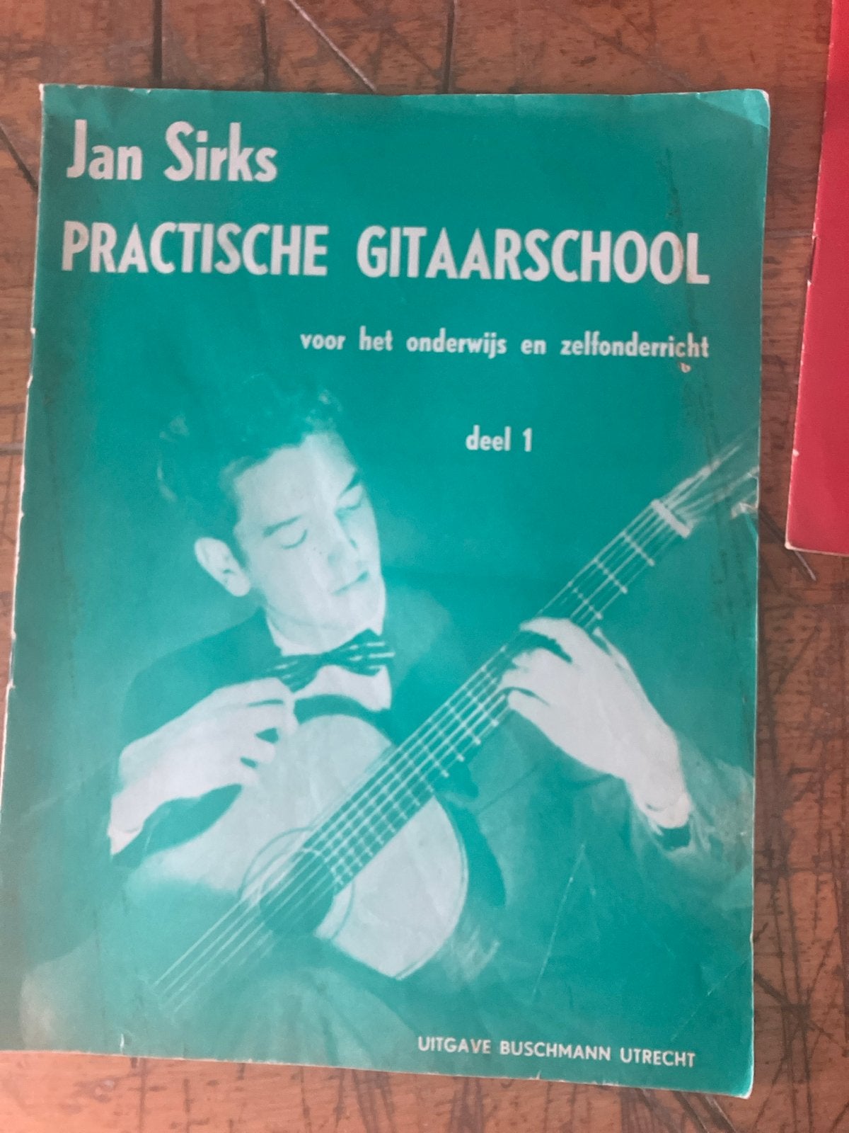 Jan Sirks - Practische Gitaarschool deel 1, Ophalen of Verzenden, Gebruikt, Les of Cursus, Gitaar