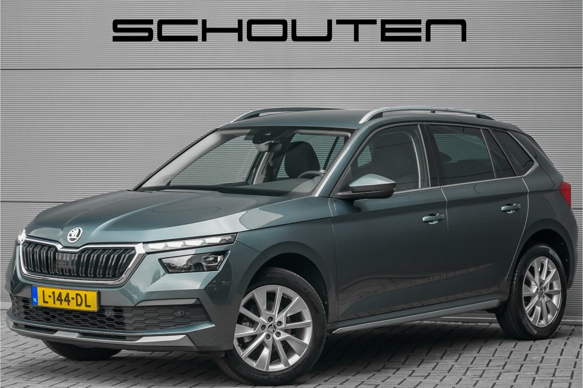 Skoda Kamiq 1.5 TSI ACT Business Edition Camera Trekhaak Stu, 12 maanden, 4 cilinders, Alcantara, Bedrijf