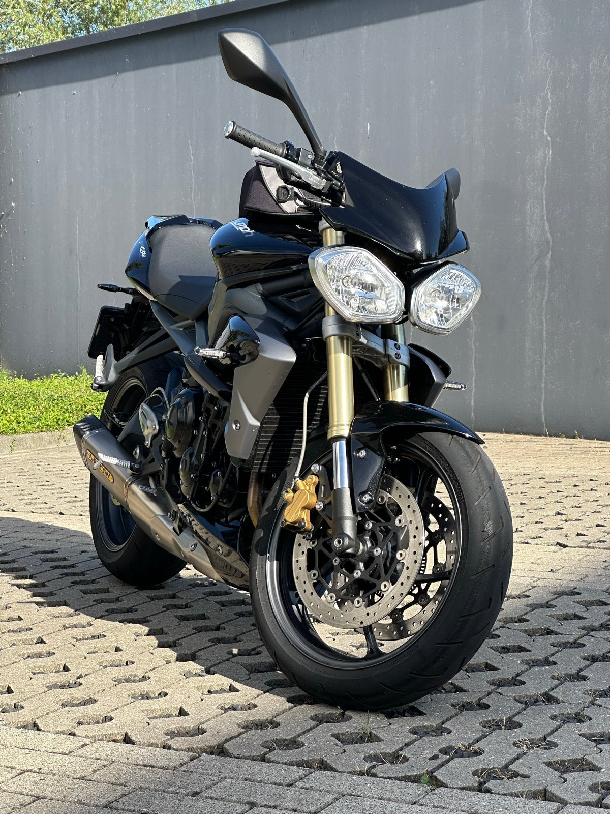 Triumph Street Triple 675 – 16.000 km – Arrow / Quickshifter, 675 cc, Motorrijbewijs A, 3 cilinders, Particulier