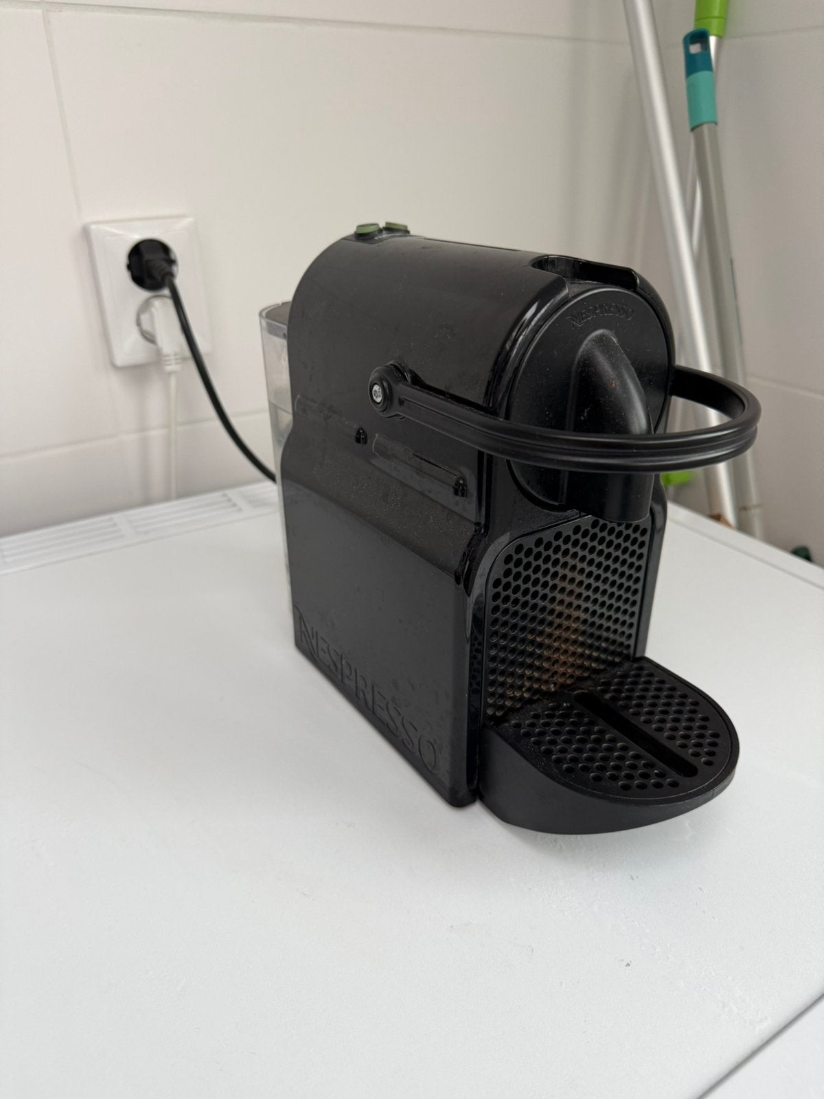 Magimix M105 Inissia | Koffiemachine (defect), Ophalen of Verzenden, Niet werkend, Koffiemachine