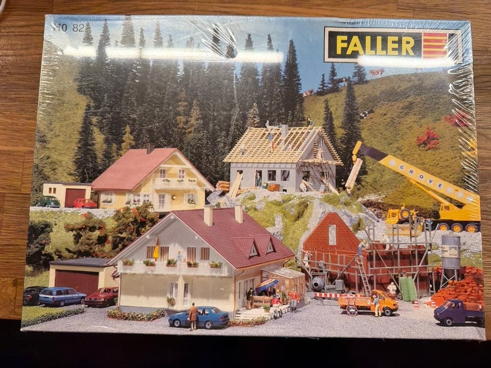 Faller H0 82 Bouwplaats met huis en steiger, Ophalen of Verzenden, Nieuw, Brug, Tunnel of Gebouw, Overige merken