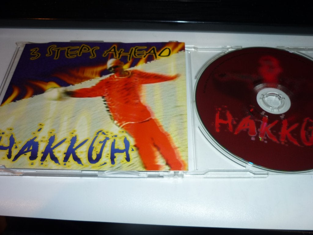 3 Steps Ahead cd hakkuh cd 007736 run dur-nl, Verzenden, Zo goed als nieuw